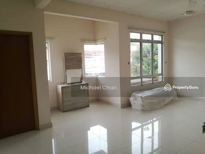 Taman kipark puchong semi D 3 storey corner house, Malaysia Taman kipark puchong semi D 3 storey corner house, Malaysia