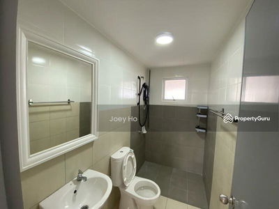 Kiara Kasih, Malaysia Kiara Kasih, Malaysia