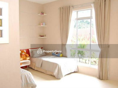 Platinum Lake PV 12, Malaysia Platinum Lake PV 12, Malaysia