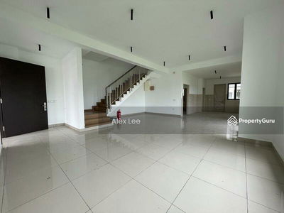 Bukit Raja Klang, Malaysia Bukit Raja Klang, Malaysia