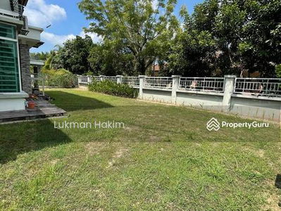 End Lot Spacious Land 2 Storey Terrace Section 4 Bandar baru bangi, Malaysia End Lot Spacious Land 2 Storey Terrace Section 4 Bandar baru bangi, Malaysia