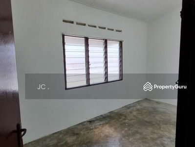 2 storey house @ Taman Damai, Kapar, Malaysia 2 storey house @ Taman Damai, Kapar, Malaysia