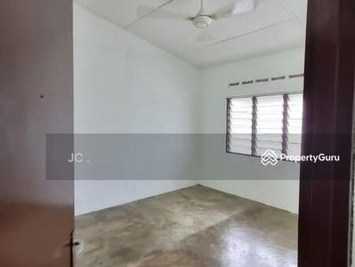 2 storey house @ Taman Damai, Kapar, Malaysia 2 storey house @ Taman Damai, Kapar, Malaysia
