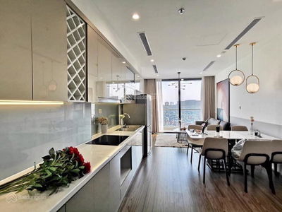 Dreamland Bonanza, Vietnam Dreamland Bonanza, Vietnam