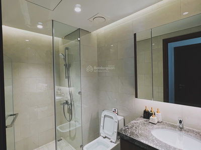 Swan Bay, Vietnam  Swan Bay, Vietnam