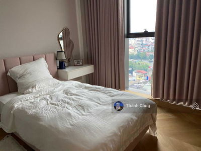 D’. Le Roi Soleil, Vietnam D’. Le Roi Soleil, Vietnam