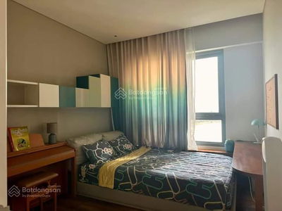 Diamond Island, Vietnam Diamond Island, Vietnam