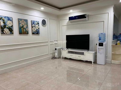 D’. Le Roi Soleil, Vietnam D’. Le Roi Soleil, Vietnam