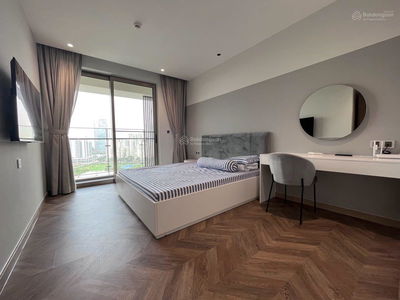 The Peak, Vietnam The Peak, Vietnam