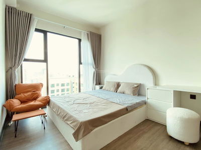 De La Sol, Vietnam De La Sol, Vietnam