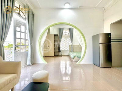 Dang Thuy Tram Street, Vietnam Dang Thuy Tram Street, Vietnam