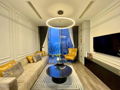 Central Field Trung Kính, Vietnam  Central Field Trung Kính, Vietnam