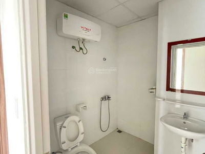 Topaz Elite, Vietnam Topaz Elite, Vietnam