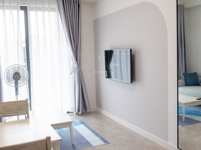 Swan Bay, Vietnam Swan Bay, Vietnam