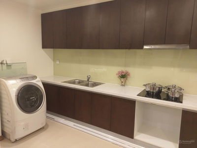 The Golden Palm Lê Văn Lương, Vietnam The Golden Palm Lê Văn Lương, Vietnam