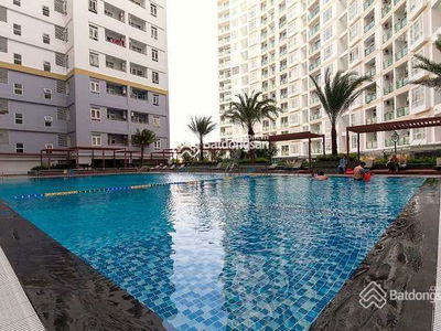 Him Lam Riverside, Vietnam  Him Lam Riverside, Vietnam