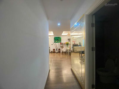 Riverside Garden, Vietnam Riverside Garden, Vietnam