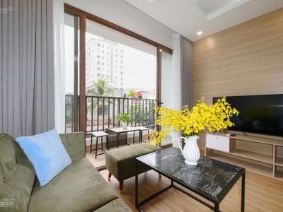 D'. Le Pont D'or - Hoang Cau, Vietnam D'. Le Pont D'or - Hoang Cau, Vietnam