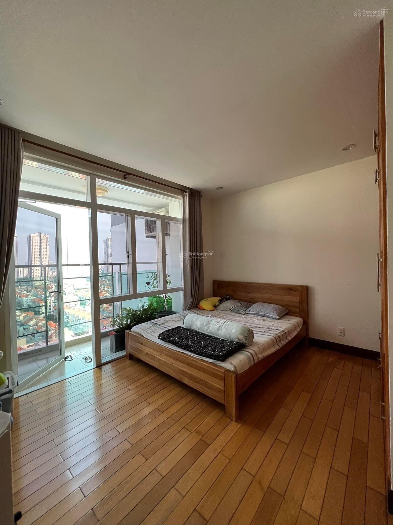 Him Lam Riverside, Vietnam Him Lam Riverside, Vietnam