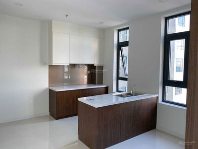 Central Premium, Vietnam Central Premium, Vietnam