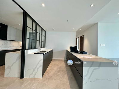 The Crest Residence, Vietnam The Crest Residence, Vietnam