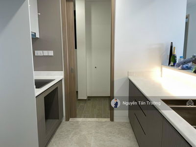 The River Thủ Thiêm, Vietnam  The River Thủ Thiêm, Vietnam