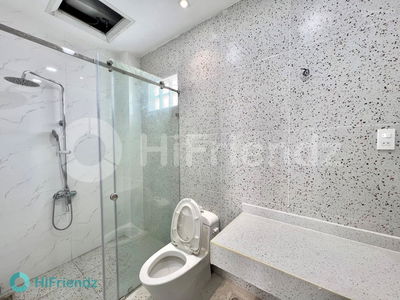 Gehäuse In Nha Be, Vietnam  Gehäuse In Nha Be, Vietnam