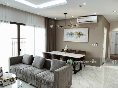 D’. Le Roi Soleil, Vietnam D’. Le Roi Soleil, Vietnam