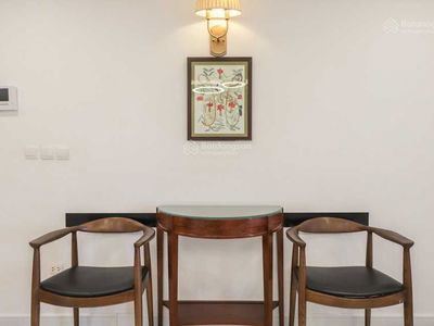 D’. Le Roi Soleil, Vietnam D’. Le Roi Soleil, Vietnam