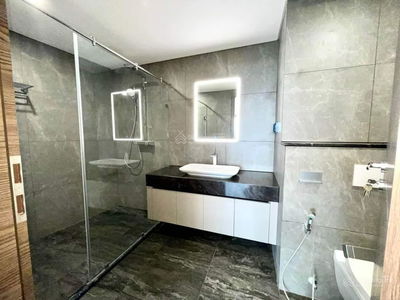 Sunshine Diamond River, Vietnam Sunshine Diamond River, Vietnam