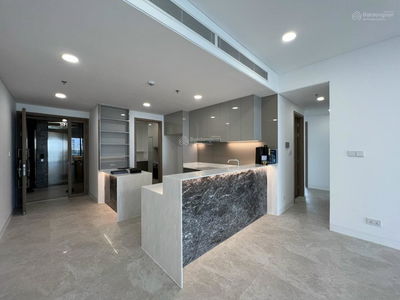 The River Thủ Thiêm, Vietnam  The River Thủ Thiêm, Vietnam