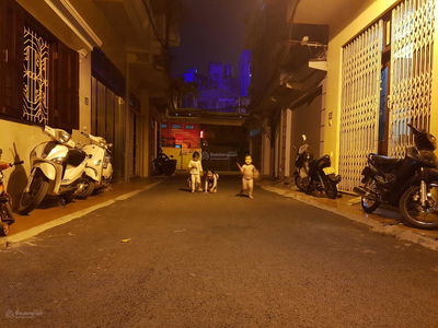 Gehäuse In Ha GJong, Vietnam Gehäuse In Ha GJong, Vietnam