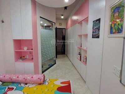 Housing in Ha GJong, Vietnam Housing in Ha GJong, Vietnam