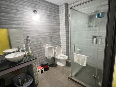 Housing in Hanoi, Vietnam Housing in Hanoi, Vietnam