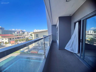 The Monarchy, Vietnam  The Monarchy, Vietnam