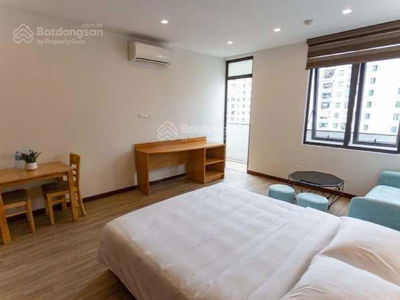 Tho Thap Street, Vietnam Tho Thap Street, Vietnam