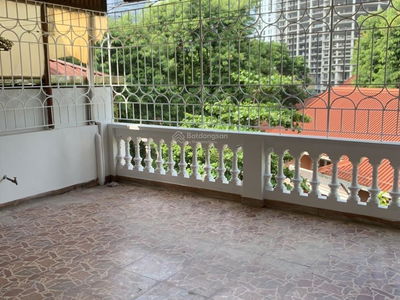 Жилье в Hanoi, Vietnam Жилье в Hanoi, Vietnam