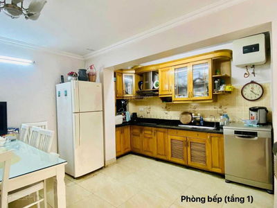 Gehäuse In Hanoi, Vietnam Gehäuse In Hanoi, Vietnam