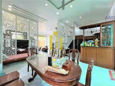 Gehäuse In Nha Be, Vietnam Gehäuse In Nha Be, Vietnam