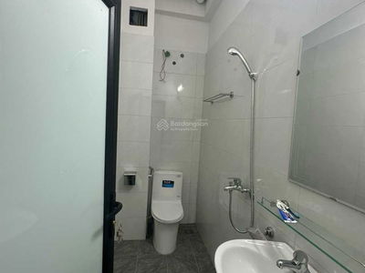 Gehäuse In Hanoi, Vietnam Gehäuse In Hanoi, Vietnam