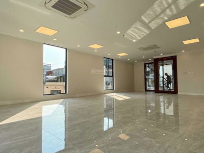 Gehäuse In Ha GJong, Vietnam Gehäuse In Ha GJong, Vietnam