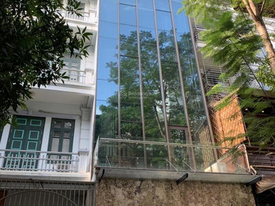 Gehäuse In Hanoi, Vietnam Gehäuse In Hanoi, Vietnam