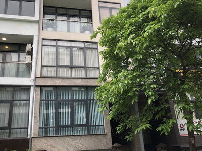 Gehäuse In Hanoi, Vietnam Gehäuse In Hanoi, Vietnam