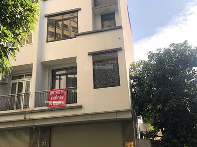 Housing in Ha GJong, Vietnam Housing in Ha GJong, Vietnam