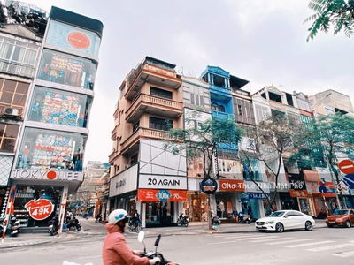 Gehäuse In Hanoi, Vietnam Gehäuse In Hanoi, Vietnam