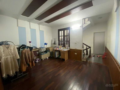 Housing in Haiphong, Vietnam Housing in Haiphong, Vietnam