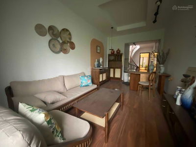 Gehäuse In Hanoi, Vietnam Gehäuse In Hanoi, Vietnam