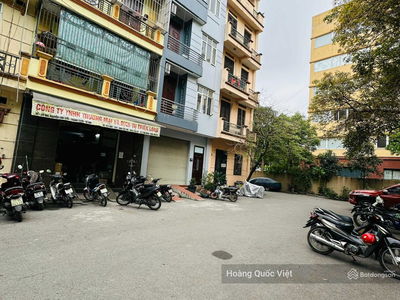 Gehäuse In Hanoi, Vietnam Gehäuse In Hanoi, Vietnam