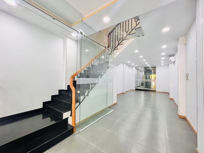 Gehäuse In Ho Chi Minh City, Vietnam Gehäuse In Ho Chi Minh City, Vietnam