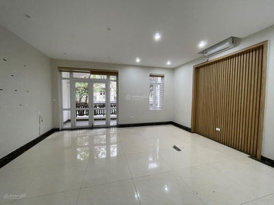 Gehäuse In Ha GJong, Vietnam Gehäuse In Ha GJong, Vietnam